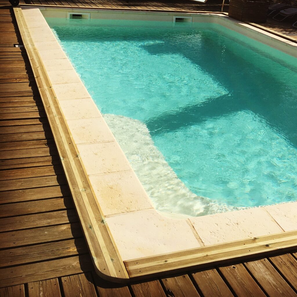 piscine-chauffée-vue-panoramique-lot