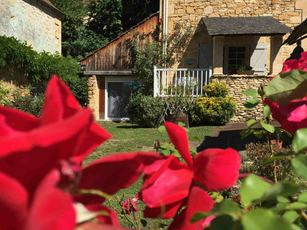 Extérieur du gîte La Ruche en Périgord Noir